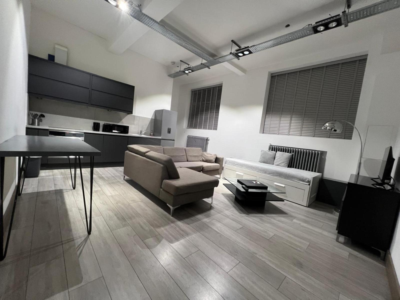 Modern 2bed Flat Chiswick * Londra